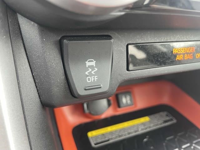 2019 Toyota RAV4 Adventure AWD (Natl)